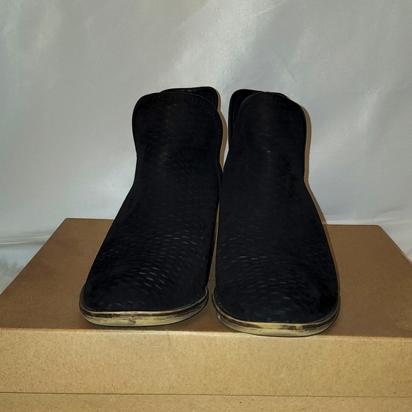 Lucky Brand Barcelo 7.5M - Picture 2 of 6